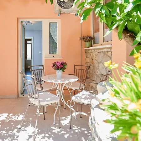 Appartamento Dora Traù